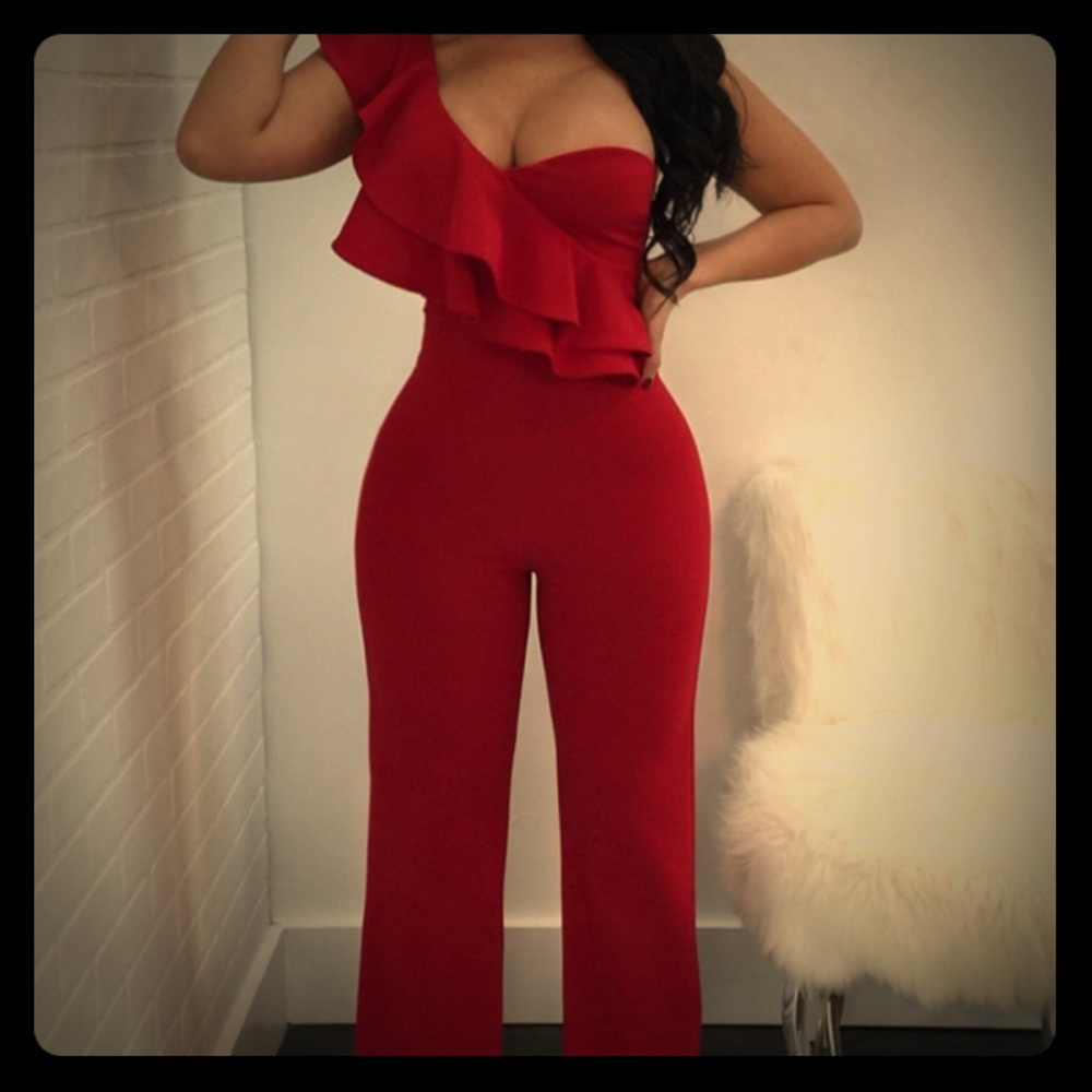 Wine Red Jumpsuit 🔥